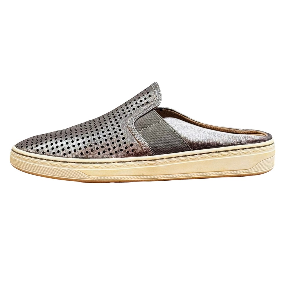 Earth Zest Silver Perforated Leather Slip‎ On Mules Womens 9B Comfort Sneakers